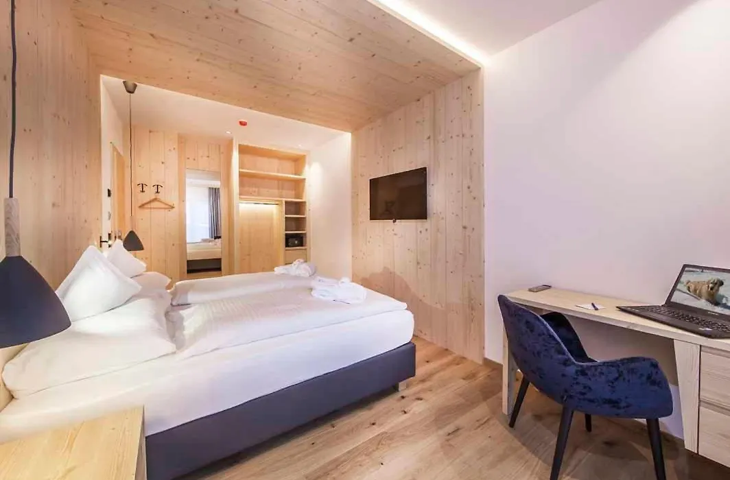 Hotel Garni Broi - Charme&Relax-1